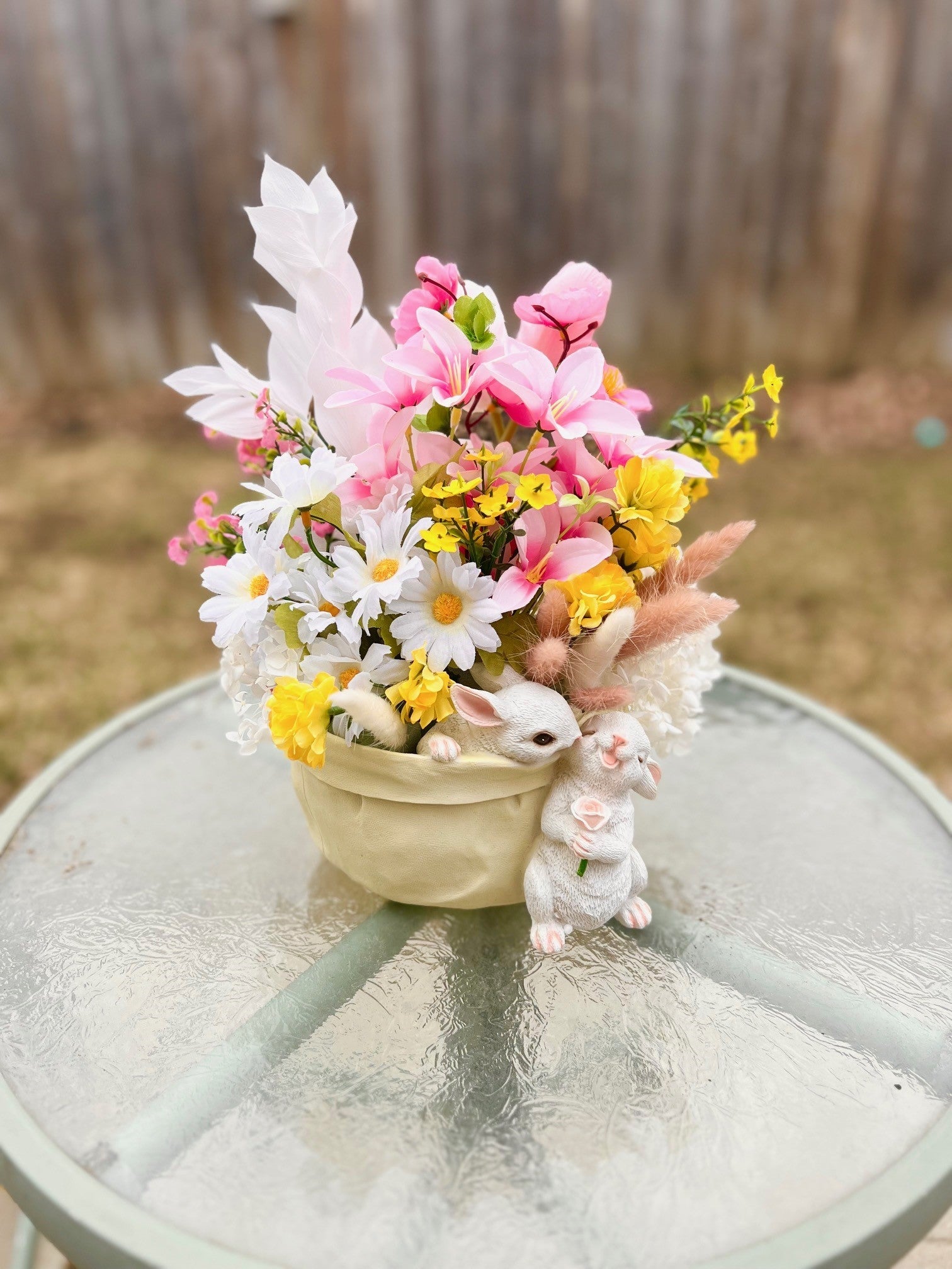 SPRING WILD FLOWER ARRANGEMENT